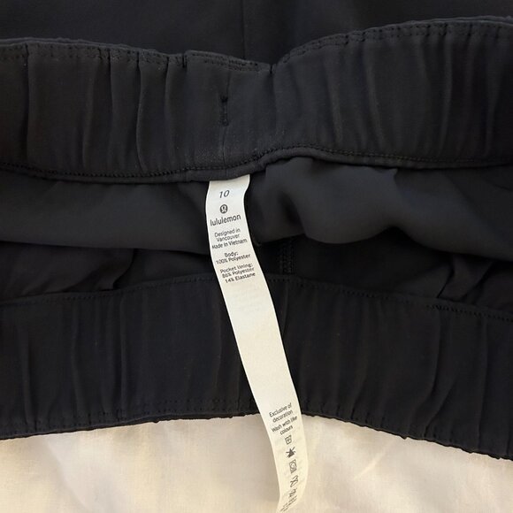 Lululemon Black Sport Short - Picture 3 of 3